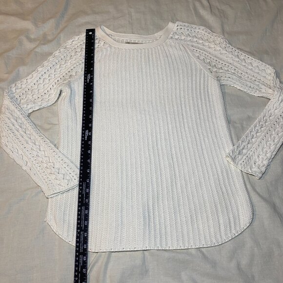 Ann Taylor Loft Cream Cable Knit Sweater Womens L 100% Cotton Ivory Crew EUC - Picture 8 of 9